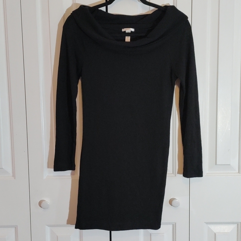 Vixen long sleeve black sweater dress or long sweater size medium micro bodycon